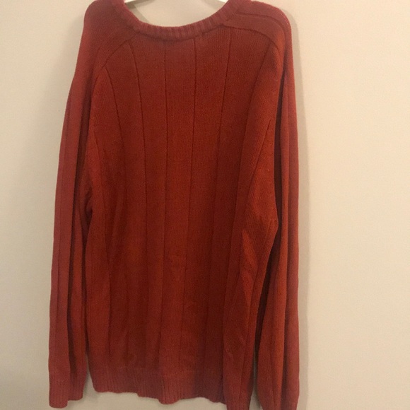 Men’s Rust colored Oscar De La Renta Sweater - Picture 4 of 4